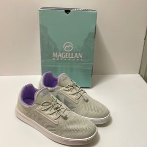 Magellan Outdoors Women’s Tidewater Boat Shoes Sneakers Size 11 Med New in Box